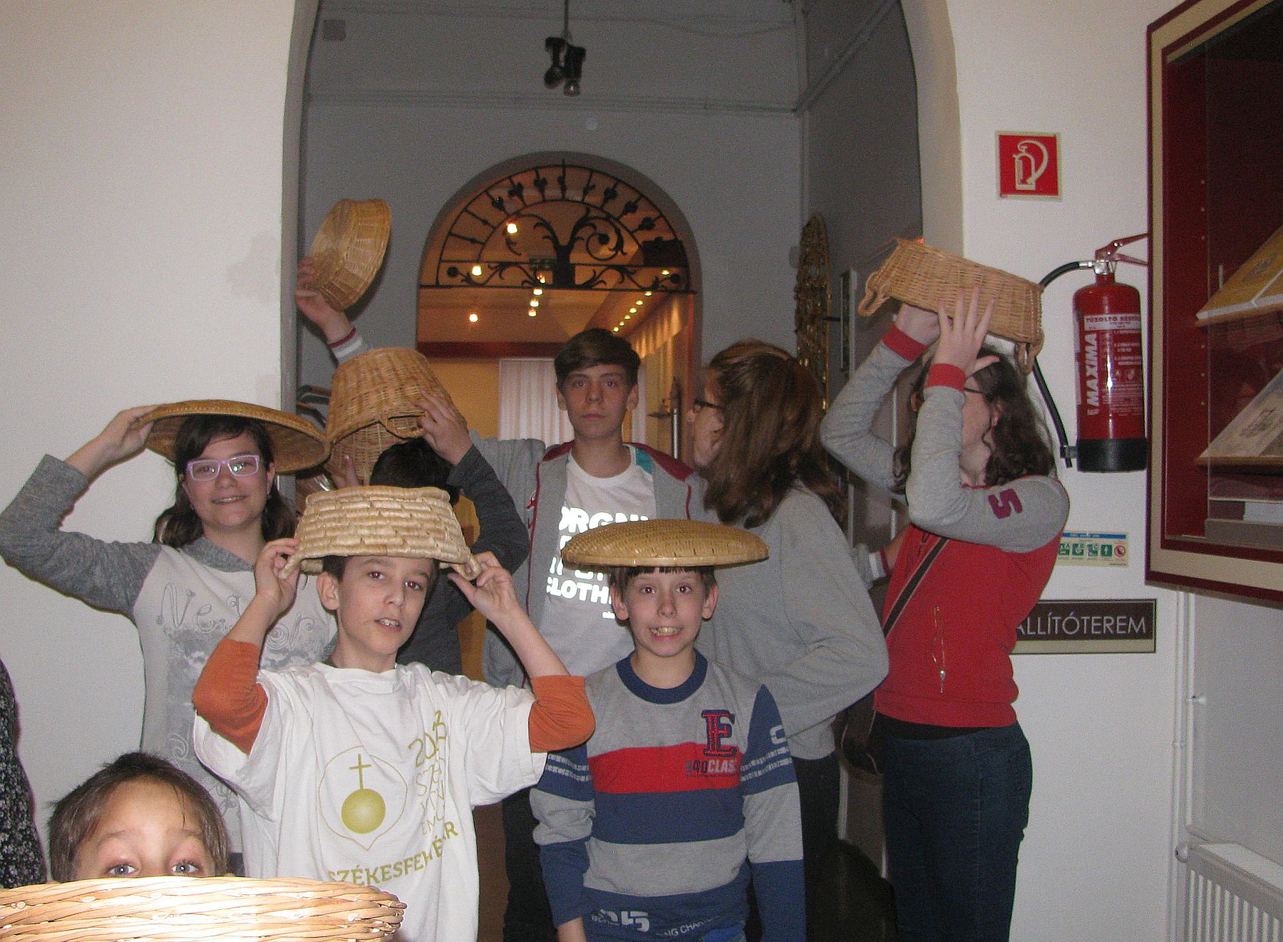 Az özönvíz ellenére is jól sikerült a lurkók nagyszombati programja